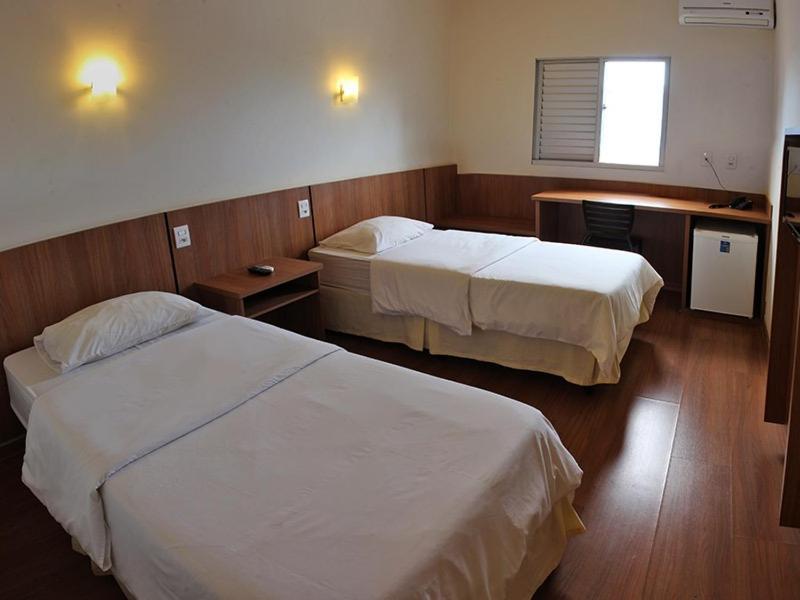 Hotel Bernal Economico